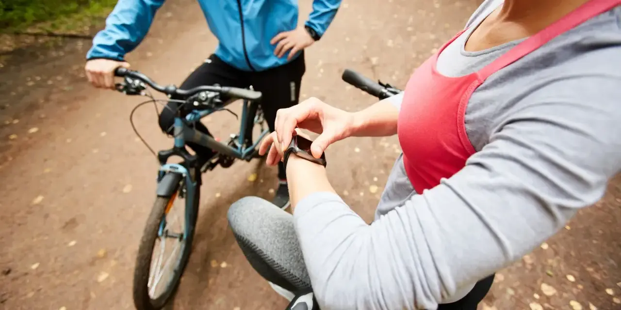 50 km na rowerze: ile kalorii? Zmaksymalizuj swoje spalanie!
