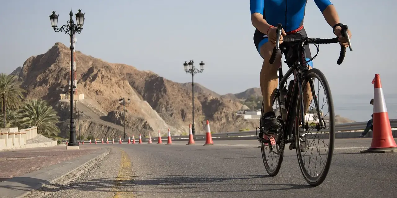 30 km na rowerze: Ile kalorii spalisz? Zwiększ efektywność!
