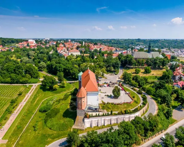 Sandomierz rowerem: Twój przewodnik po trasach i atrakcjach